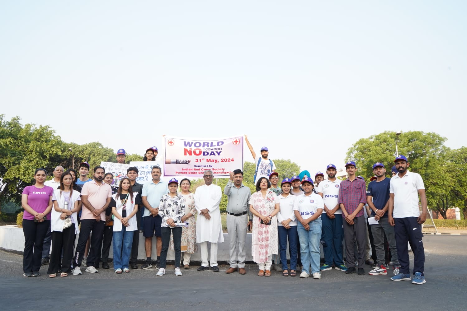 विश्व तंबाकू निषेध दिवस 2024 मनाया और "यह छुट्टी नहीं है, यह मतदान दिवस है" के बहुत ही महत्वपूर्ण थीम पर हर नागरिक में जागरूकता पैदा करने के लिए एक वॉकाथन का आयोजन किया।